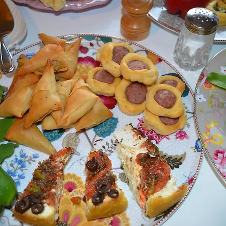 Rozmari And *